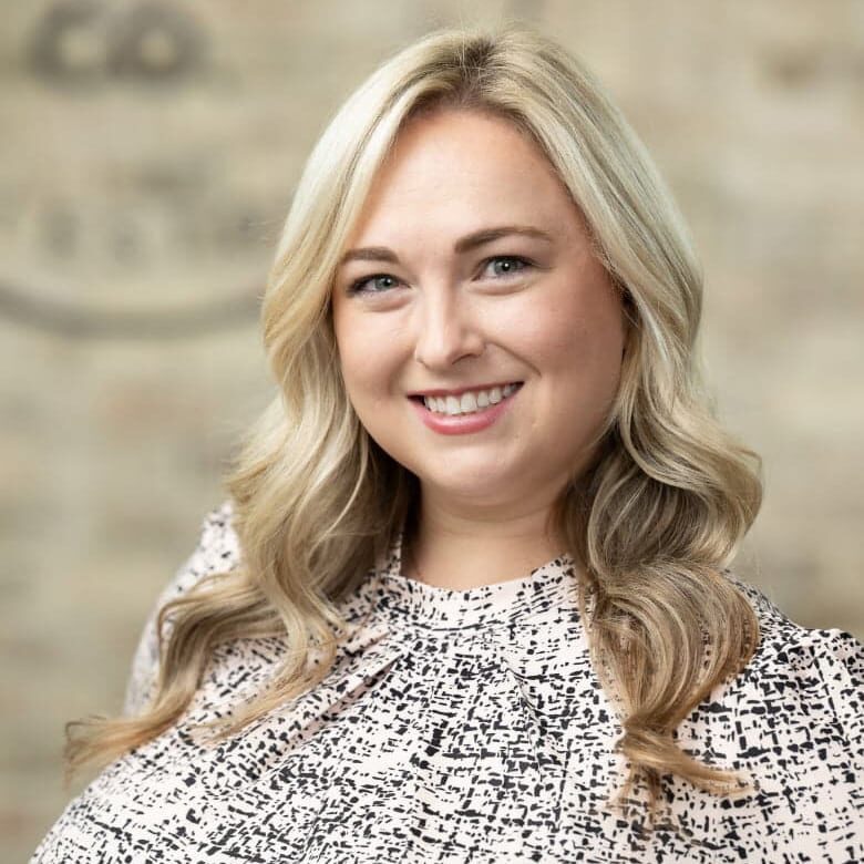 caroline-olaughlin-controller